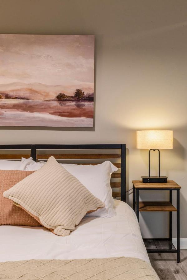 Holiday home Newly Renovated 4br Cozysuites Louisville